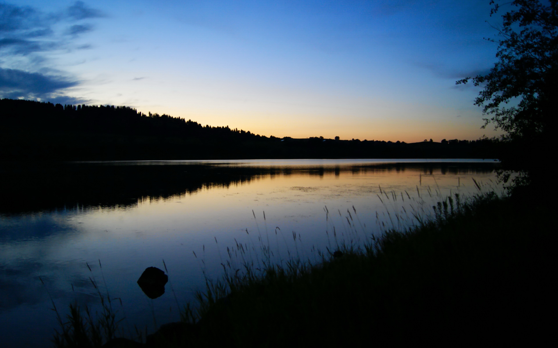 爱游戏娱乐-门将脚下技术是否直接影响整队控球稳定性，门将下地